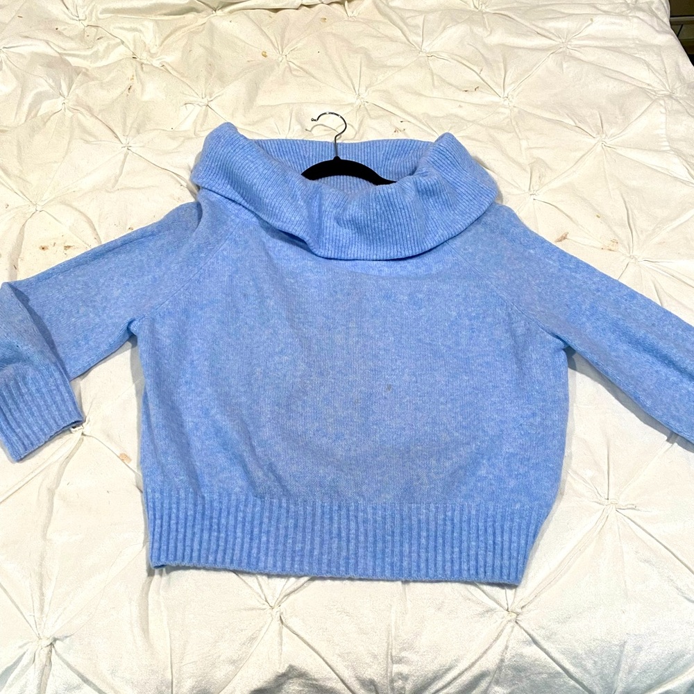 Women’s sweater